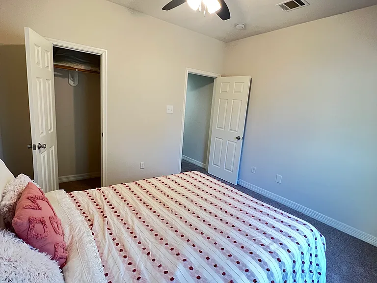 7907 Fountain St #2 — Photo 2