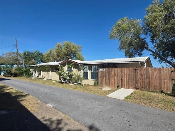 8238 Lago Vista Dr, Monte Alto, TX 78538