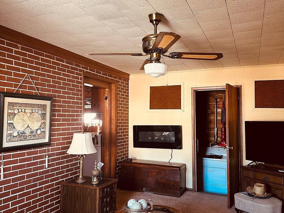 2nd image of 507 Eastview Ave