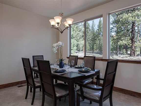 3rd image of 11386 Saddleback Dr
