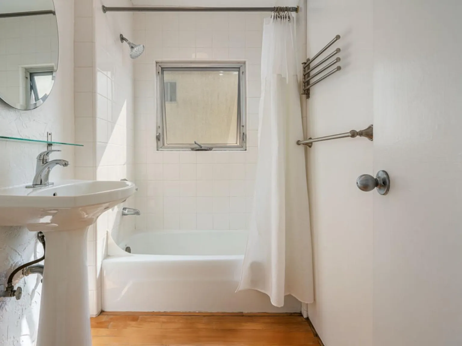 1 bed, 450 sqft, $4,095 — Photo 3