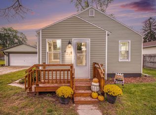 427 E Omer Ave, Mishawaka, IN 46545