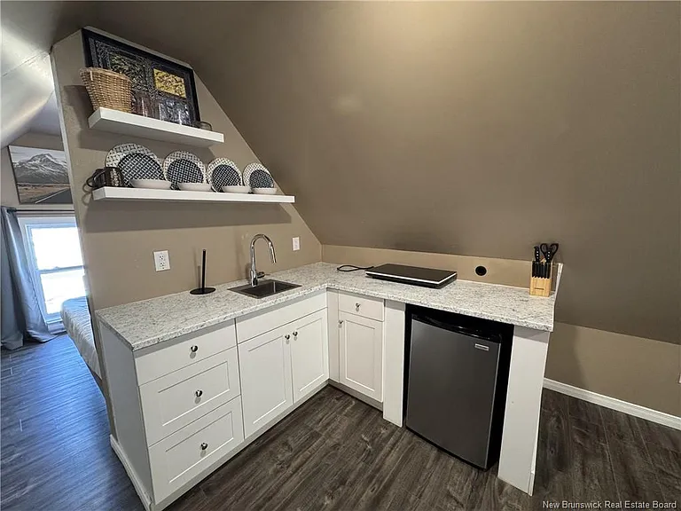 318 Main St #G — Photo 2