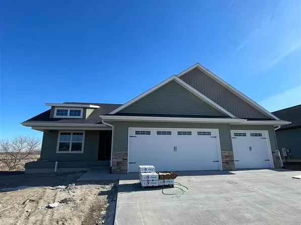 112 Buysse Ln, West Liberty, IA 52776