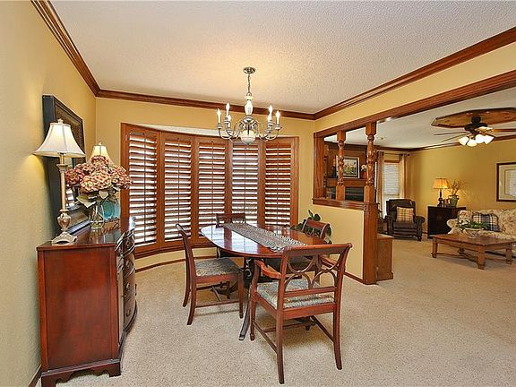 4th image of 1316 SW 109th Pl