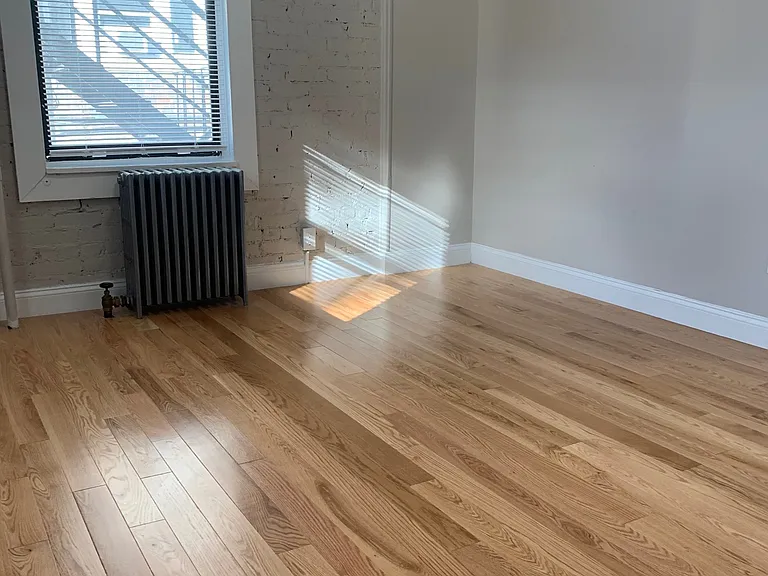 50 Park Vale Ave — Photo 73