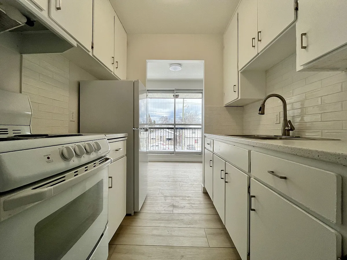 Building Photo - 306 Balsam St #5N-5N7-20
