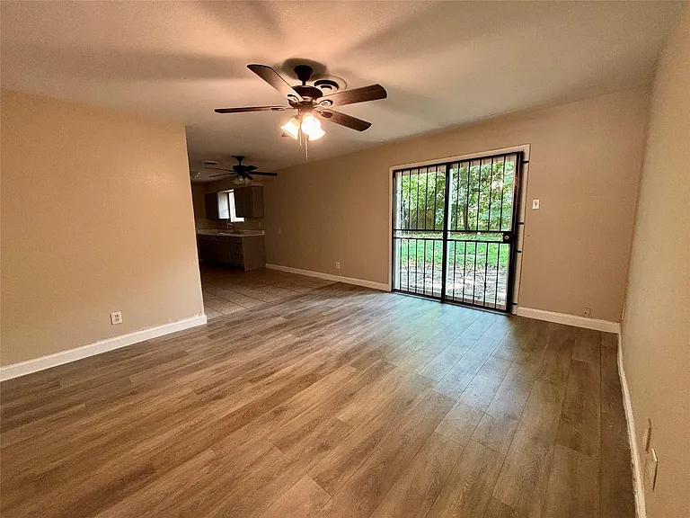 4110 Knotty Oaks Trl — Photo 9