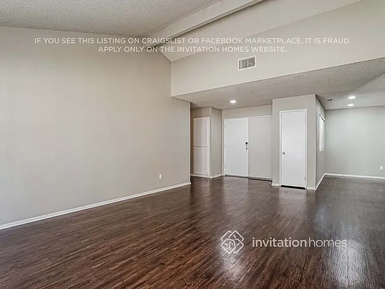 5794 N East St — Photo 3