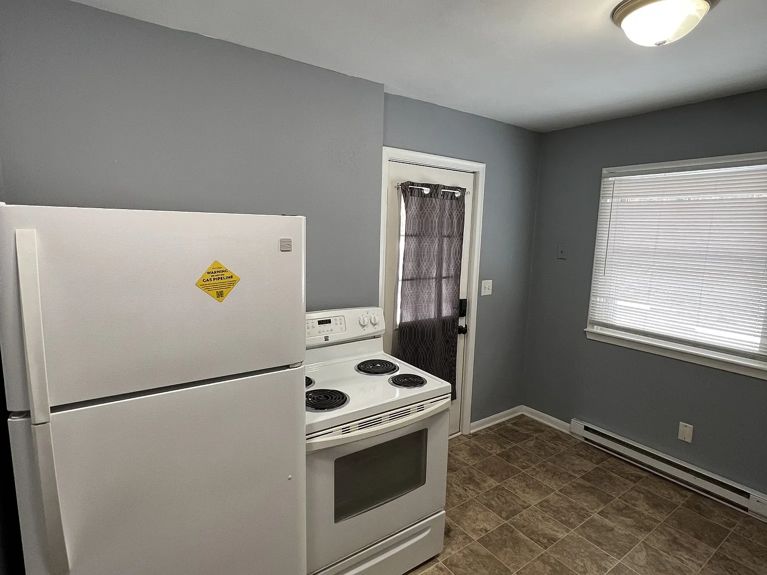 839 Mel Avenue - Old - 839 — Photo 2