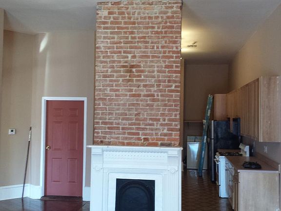 5th image of 1913 Royal St #1