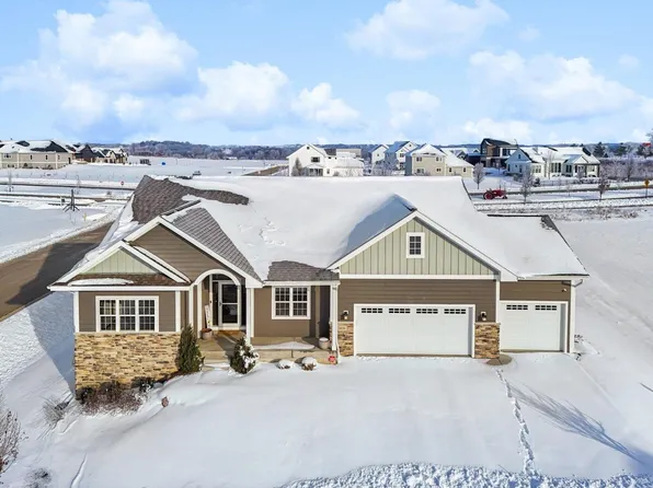 5830 Eagle Prairie Court, Middleton, WI 53597