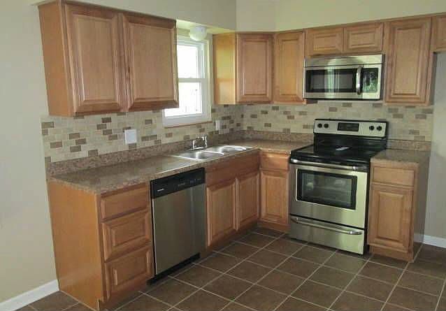 2nd image of 3412 NE 69th St