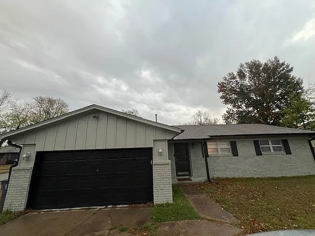 5605 S 93rd East Ave — Photo 1