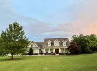 24 Ridgeway Dr, Picayune, MS 39466