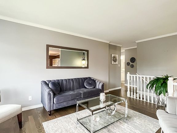 4th image of 8095 158th St