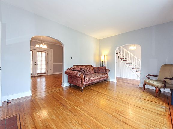4th image of 2512 Talbott Ave