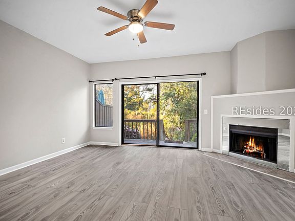 3rd image of 5 Gumtree Rd APT I19