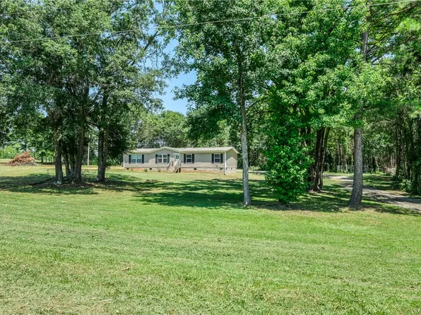 1024 Tornado Rd, Honea Path, SC 29654