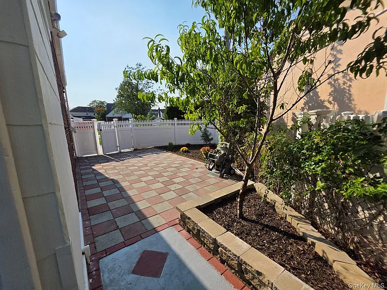 30 Aberdeen Rd — Photo 13