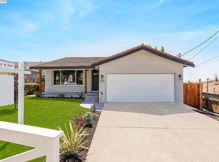 5211 Proctor Rd, Castro Valley, CA 94546