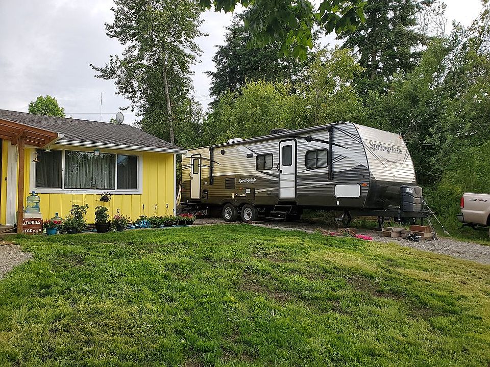 1st image of 5424 N 39th St