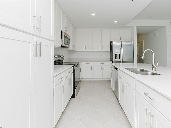 5th image of 18451 Copperhead Ct N #522