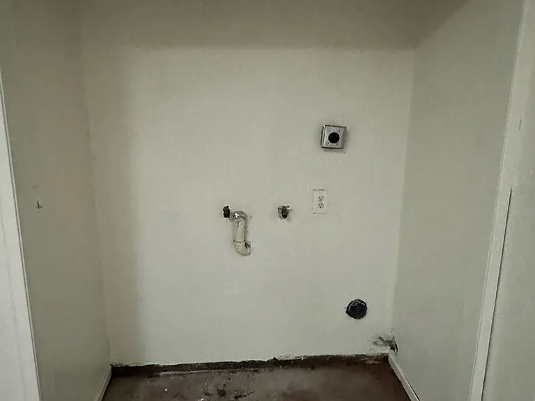 1705 W Noble Ave — Photo 34