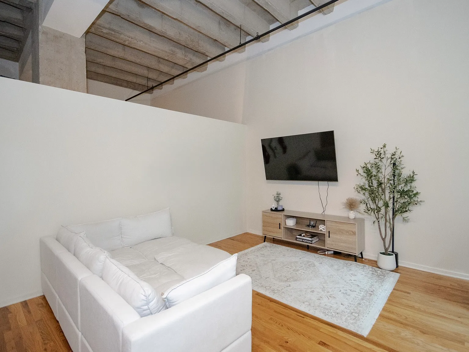 1645 W Ogden Ave — Photo 4