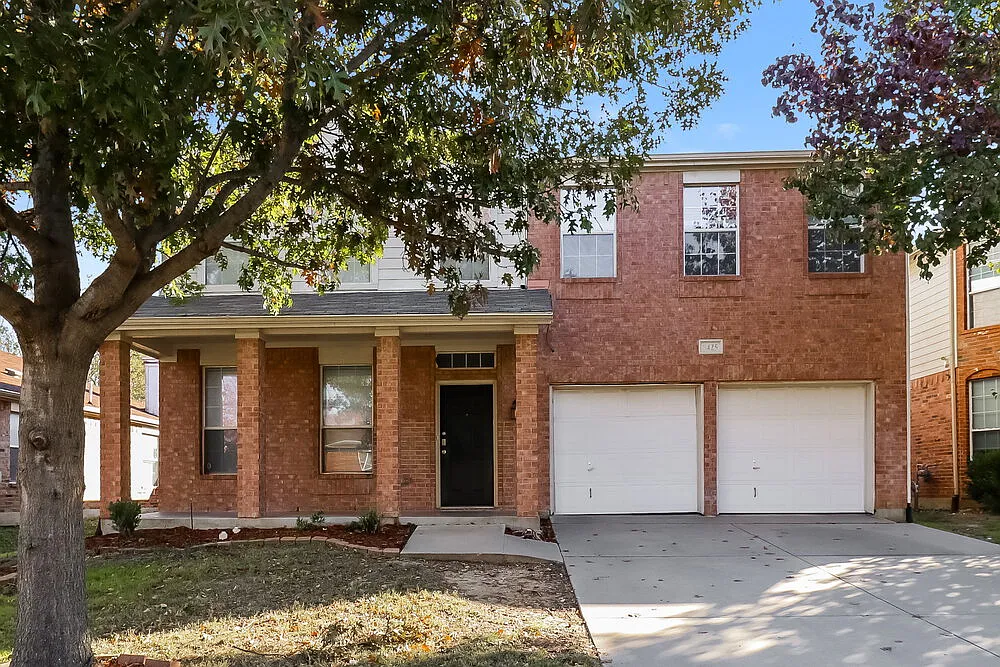 4 bed, 2.5 bath, 2720 sqft, $2,355 — Photo 1