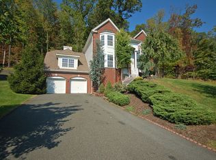 222 W End Ave, Dunellen, NJ 08812