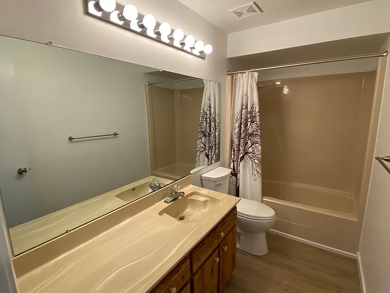 741 Owasso St — Photo 13