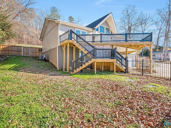 2nd image of 920 E Haven Dr