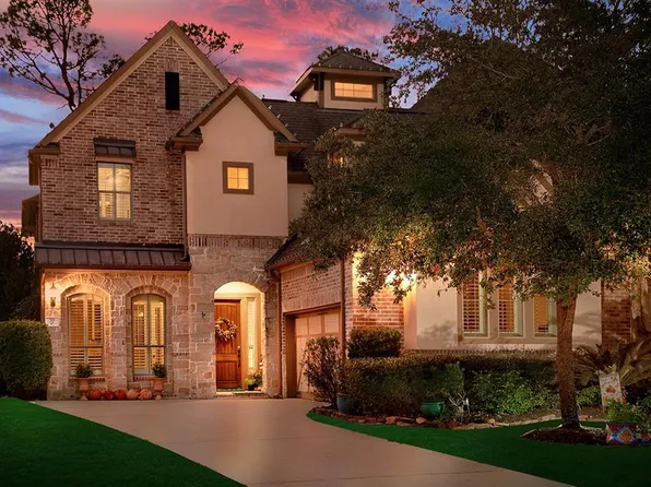 70 N Knights Crossing Drive, The Woodlands, TX 77382