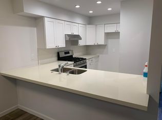 2121 Tustin Ave APT B2, Costa Mesa, CA 92627