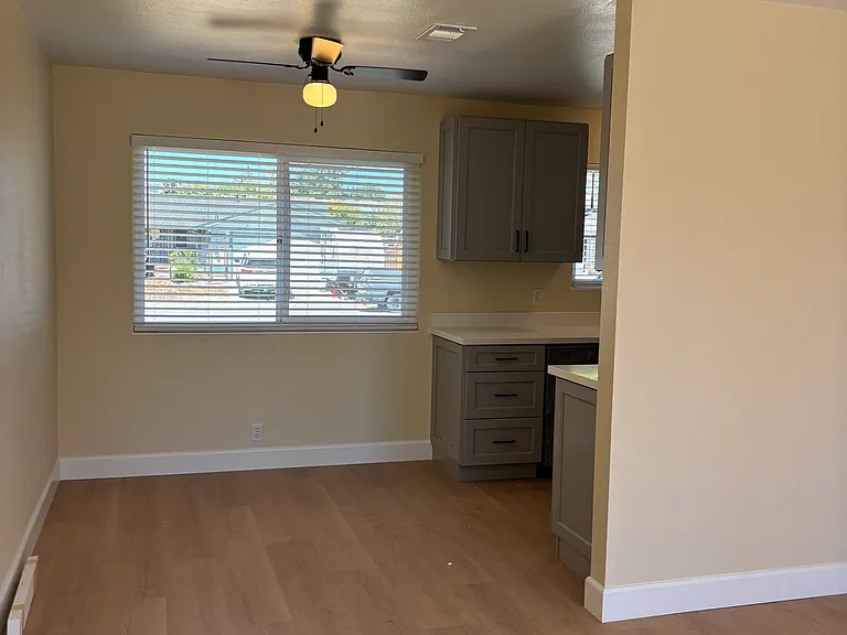 1132 Santa Barbara Way — Photo 25