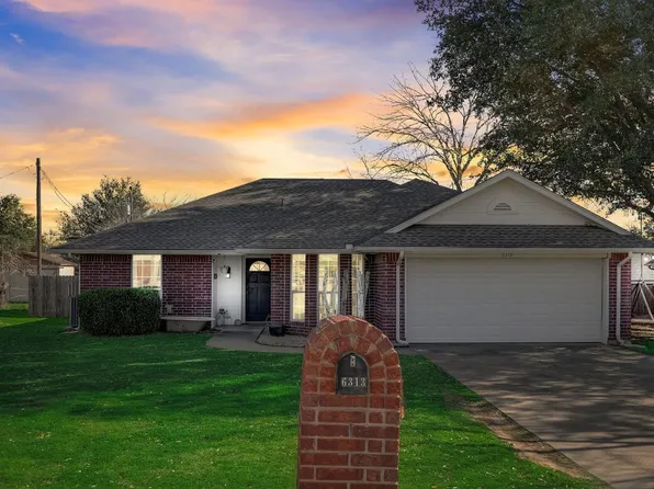 6313 Carrizo Dr, Granbury, TX 76049