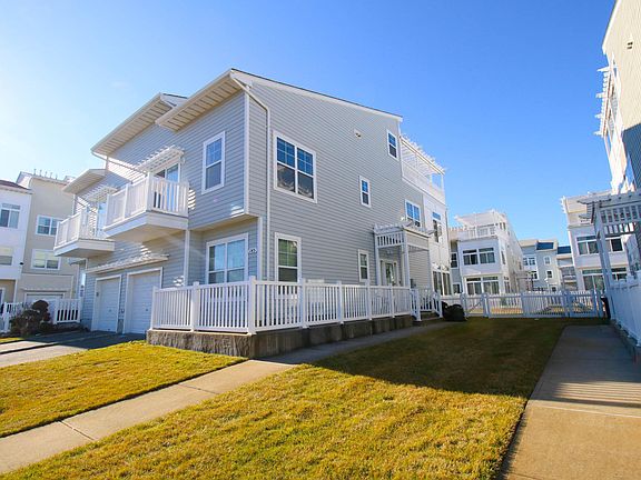 2nd image of 145 Compass Pl