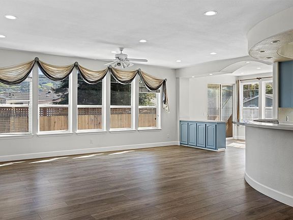 3rd image of 2 N Star Drive