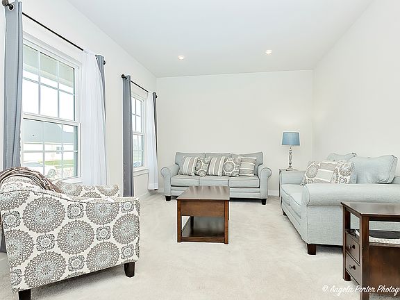 2nd image of 1789 Tall Oaks Dr