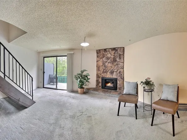 1040 S 320th Street #10D, Federal Way, WA 98003