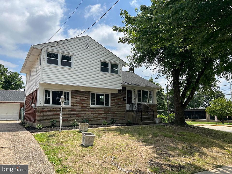 1st image of 6886 Clark Ave