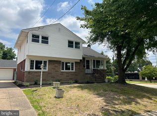 6886 Clark Ave, Pennsauken, NJ 08110