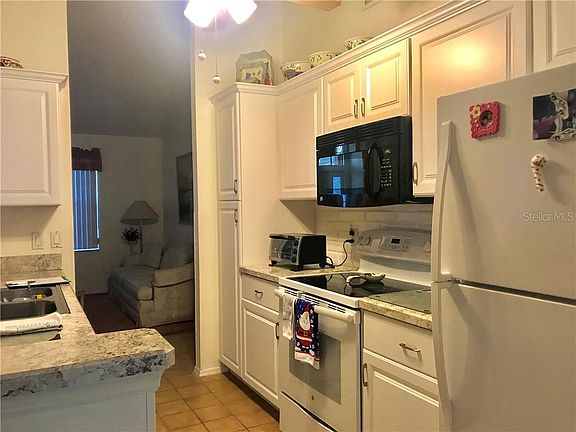 4th image of 3951 Pepper Ln