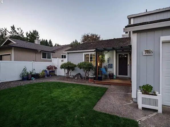 19665 NW Pondosa Ct, Portland, OR 97229
