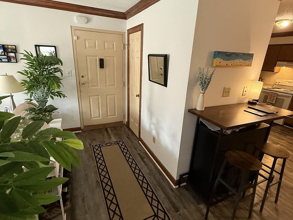 2nd image of 3531 Ivy Commons Dr APT 102