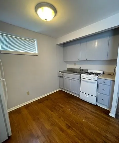 2815 Greenbriar Dr #3 — Photo 5