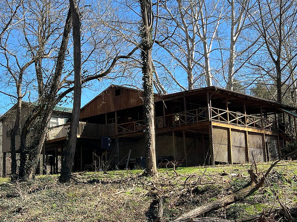 1st image of 240 Athens Boonesboro Rd