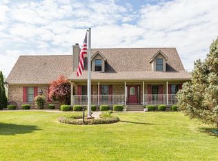 820 Alpar Ln, Shepherdsville, KY 40165