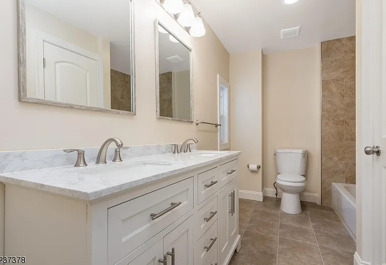 13 Maple St — Photo 11